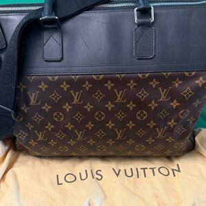 Louis Vuitton Neo Greenwich Boston
Bag